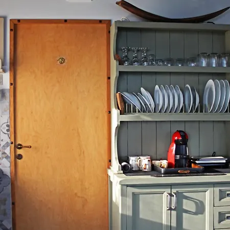 Artsy Wooden Holiday home Ratzaklion