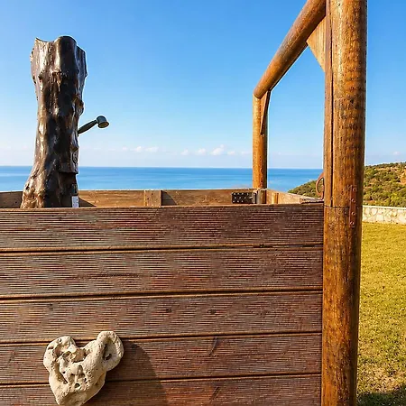 Panoramic Sea View Wooden Ratzakli, Kefalonia Дом отдыха